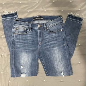 Express cropped raw hem distressed jeans